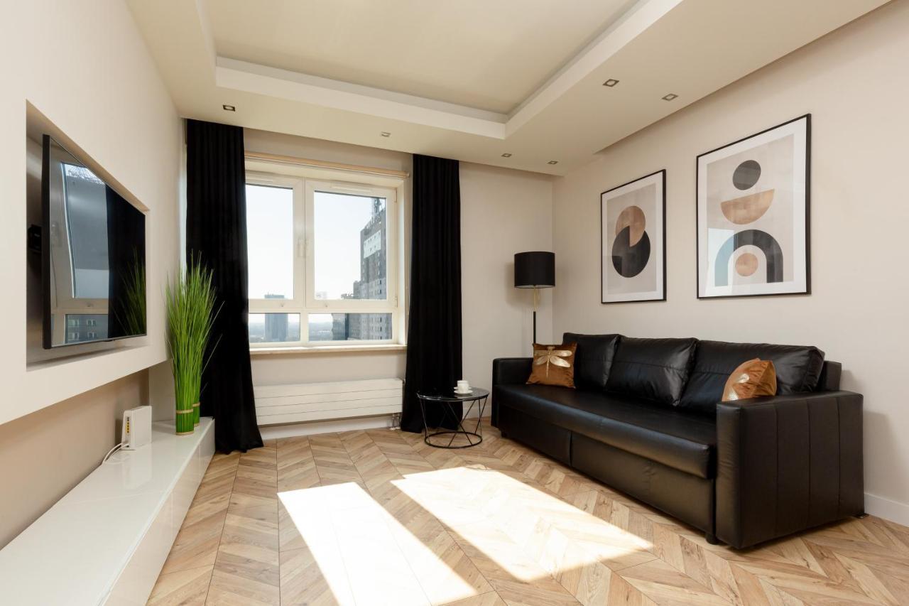 Platinum Towers Apartment With Parking By Renters Prestige Varşova Dış mekan fotoğraf